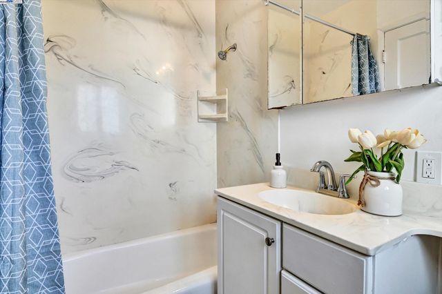 15377 Churchill St, San Leandro, CA 94579