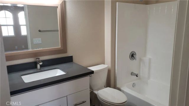 3 Weathersfield, Irvine, CA 92602