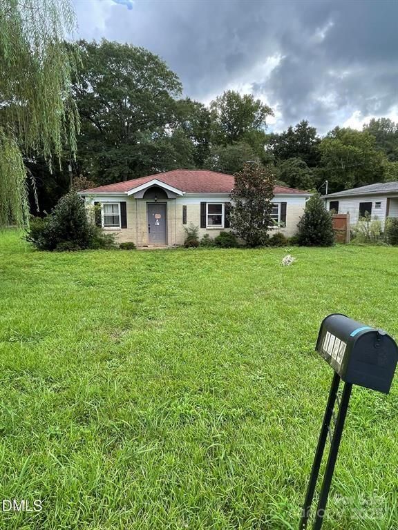 1124 Riverside Drive, Charlotte, NC 28214