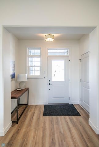 5116 Mira Way W, West Fargo, ND 58078