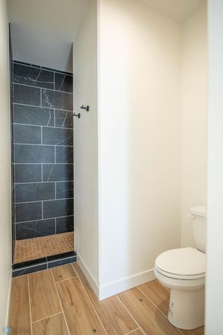 5116 Mira Way W, West Fargo, ND 58078