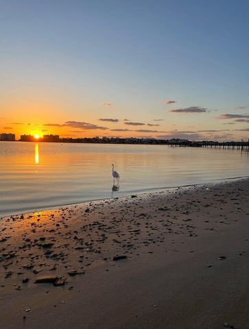 1516 S LAKESIDE Drive 107, Lake Worth Beach, FL 33460