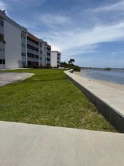 1516 S LAKESIDE Drive 107, Lake Worth Beach, FL 33460