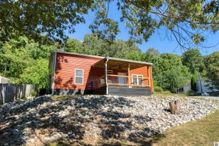 1716 State Route 1271 # 18, Kuttawa, KY 42055