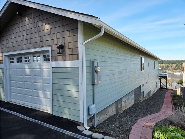 1106 Fairmount Ave, Shelton, WA 98584