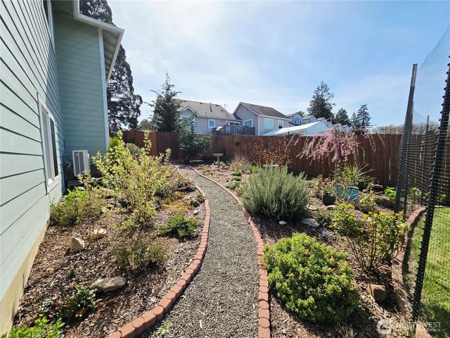 1106 Fairmount Ave, Shelton, WA 98584
