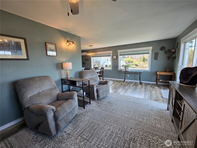 1106 Fairmount Ave, Shelton, WA 98584