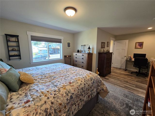 1106 Fairmount Ave, Shelton, WA 98584