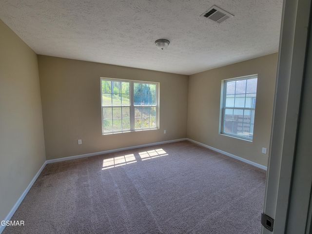 3236 Sandpiper Court, Kodak, TN 37764