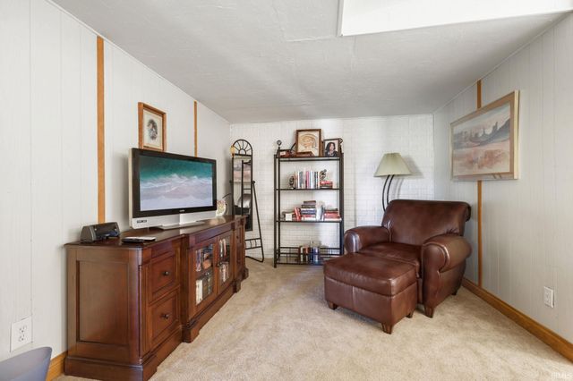 5619 W County Road 200 North Road, Brownstown, IN 47220