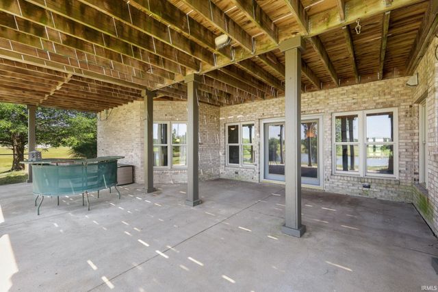 5619 W County Road 200 North Road, Brownstown, IN 47220