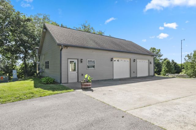 5619 W County Road 200 North Road, Brownstown, IN 47220