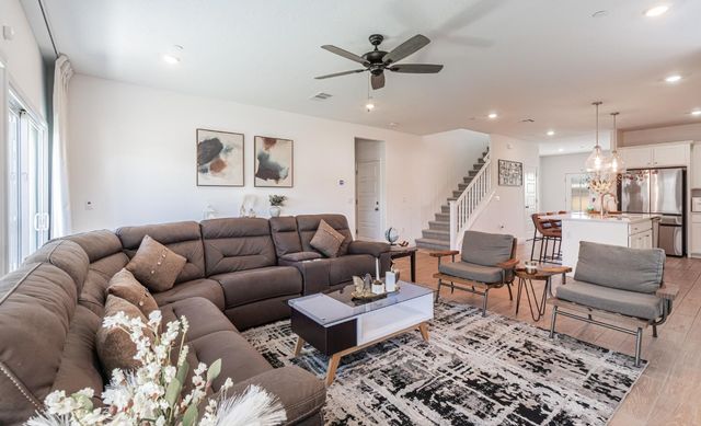 5817 E Alexander Avenue, Fresno, CA 93727