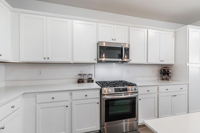 5817 E Alexander Avenue, Fresno, CA 93727