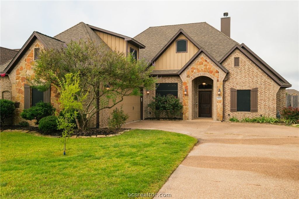 8402 Justin Avenue, College Station, TX 77845 — exterior