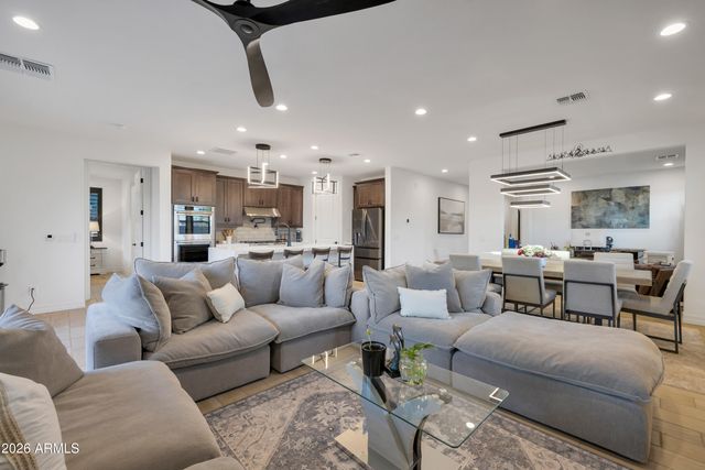 11804 N LUCKENBACH Street, Surprise, AZ 85388