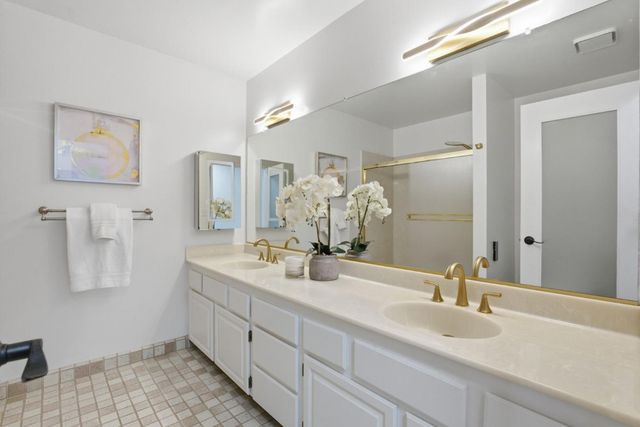 179 Bay View Drive, San Carlos, CA 94070
