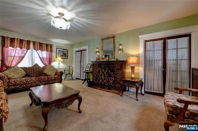 91 Minnisink Road, Totowa, NJ 07512