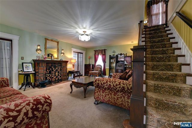 91 Minnisink Road, Totowa, NJ 07512