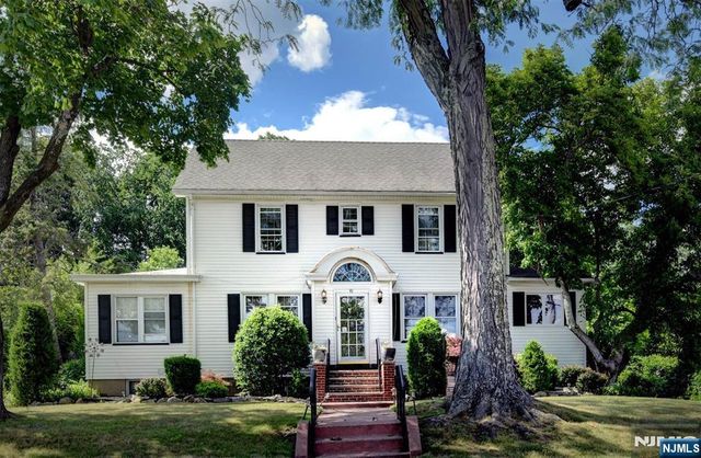 91 Minnisink Road, Totowa, NJ 07512