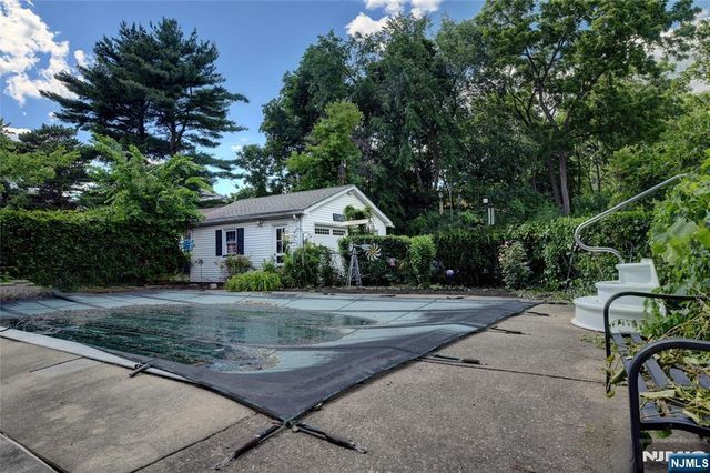 91 Minnisink Road, Totowa, NJ 07512