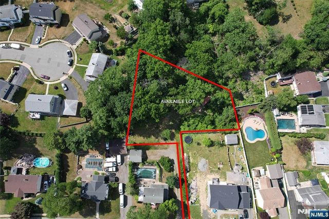 91 Minnisink Road, Totowa, NJ 07512