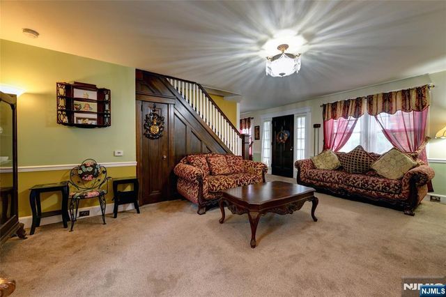 91 Minnisink Road, Totowa, NJ 07512