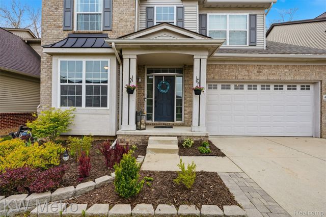 4953 W Stonegate Circle, Orion Charter Township, MI 48359