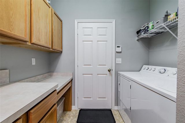 8116 STONE PATH WAY, Tampa, FL 33647