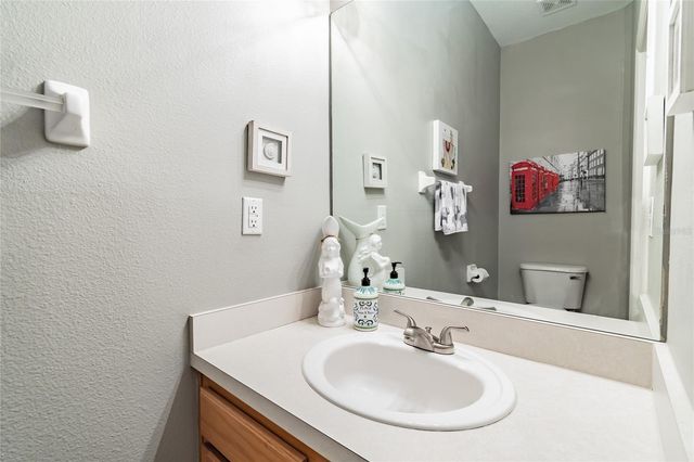 8116 STONE PATH WAY, Tampa, FL 33647