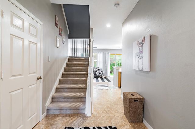 8116 STONE PATH WAY, Tampa, FL 33647