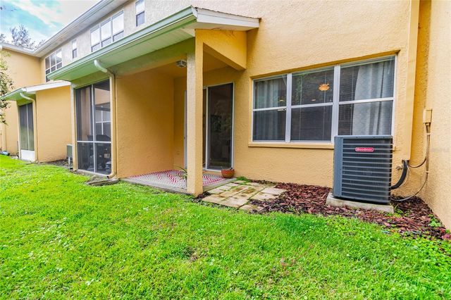 8116 STONE PATH WAY, Tampa, FL 33647