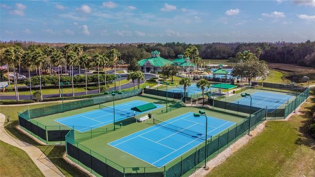 8116 STONE PATH WAY, Tampa, FL 33647