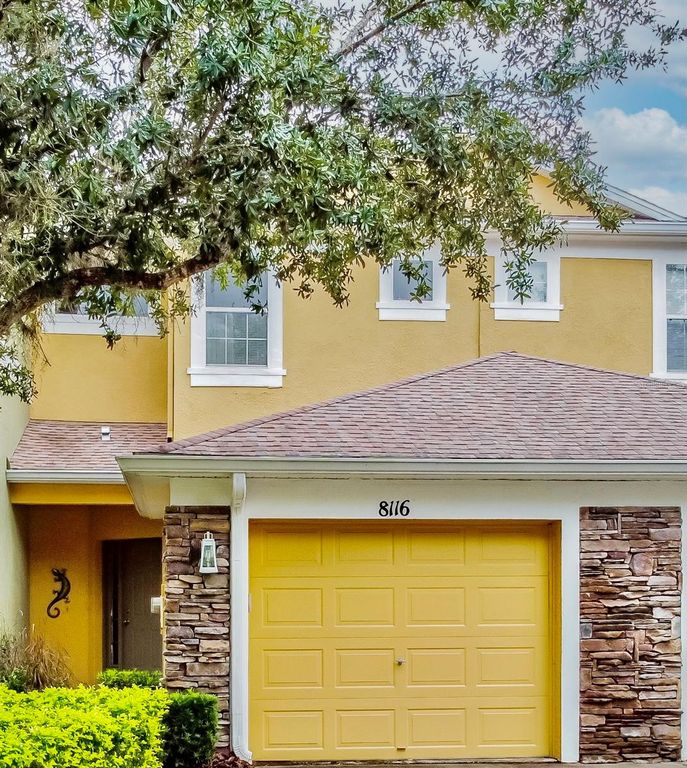 8116 STONE PATH WAY, Tampa, FL 33647