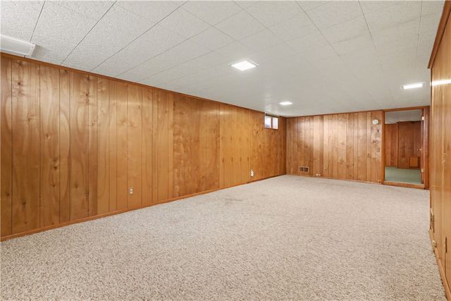 507 Beechwood Drive, East Rochester, NY 14445