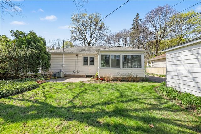 507 Beechwood Drive, East Rochester, NY 14445