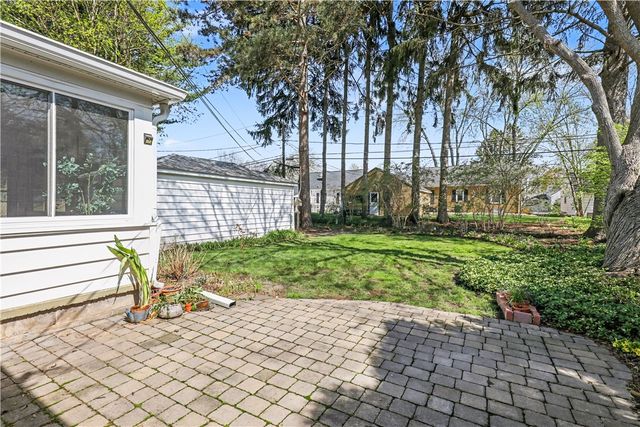 507 Beechwood Drive, East Rochester, NY 14445