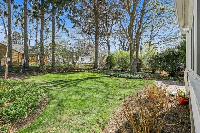 507 Beechwood Drive, East Rochester, NY 14445