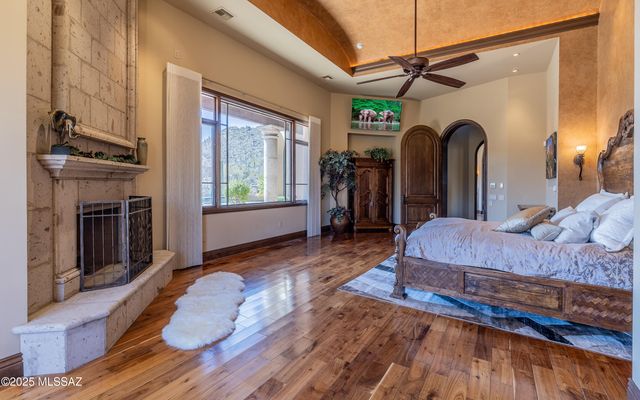 15275 N Silent Vista Court, Marana, AZ 85658