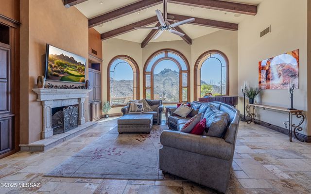 15275 N Silent Vista Court, Marana, AZ 85658