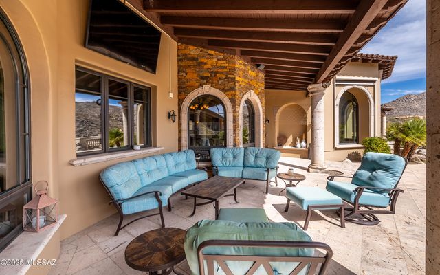 15275 N Silent Vista Court, Marana, AZ 85658