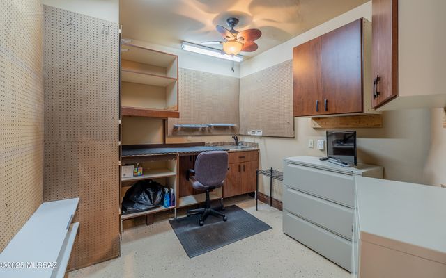 15275 N Silent Vista Court, Marana, AZ 85658