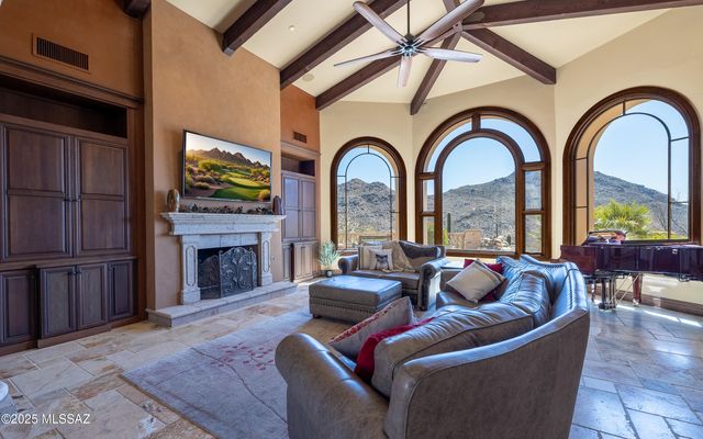 15275 N Silent Vista Court, Marana, AZ 85658