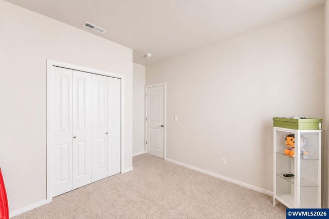 966 Sparrow St, Woodburn, OR 97071