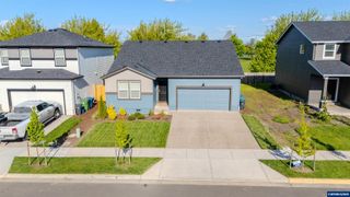 966 Sparrow St, Woodburn, OR 97071