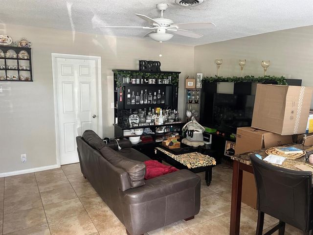198 NE 28th Street, Boca Raton, FL 33431