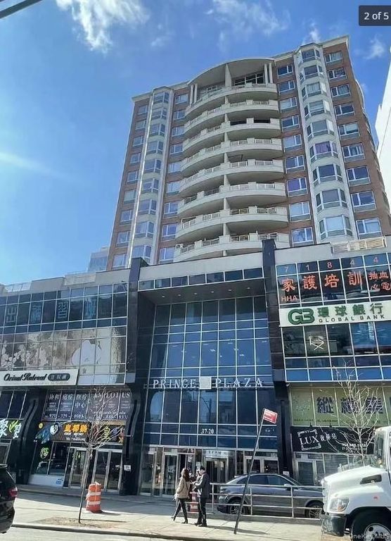 37-20 Prince Street 7G, Flushing, NY 11354