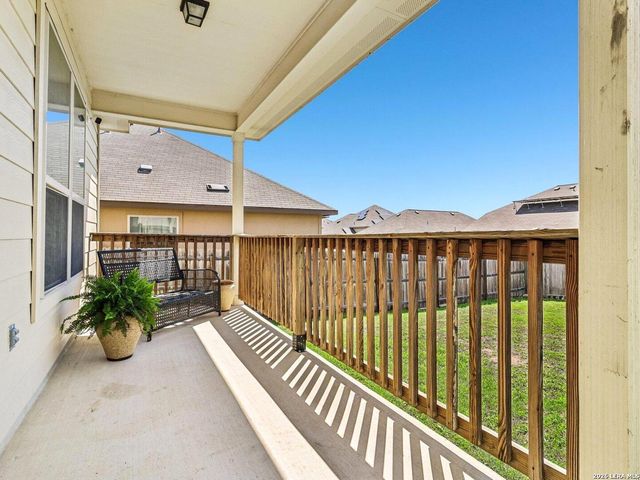 6730 Comanche Band, San Antonio, TX 78233