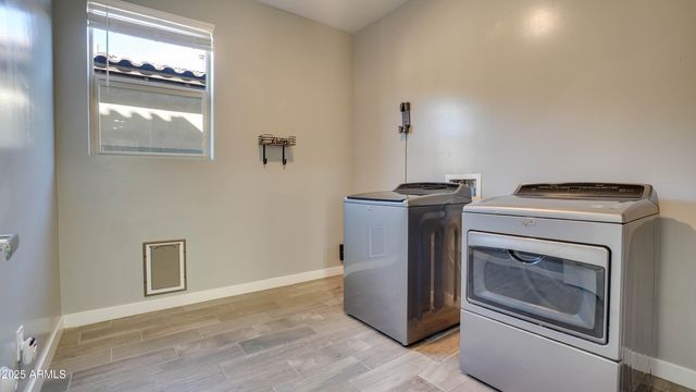 3871 E LOMA VISTA Street, Gilbert, AZ 85295