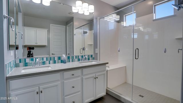 3871 E LOMA VISTA Street, Gilbert, AZ 85295